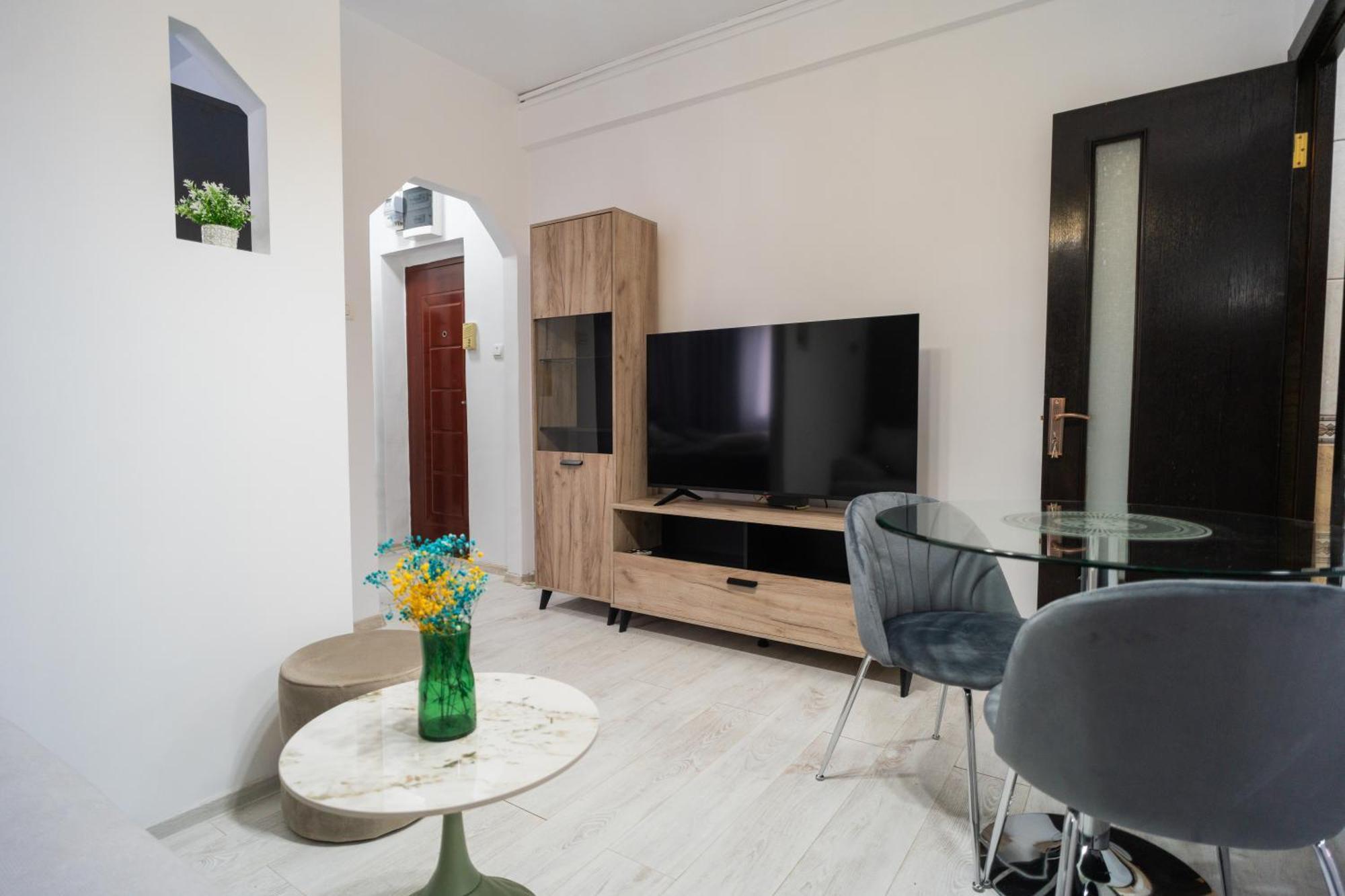 Ultra Central Cozy Apartment Schitu - Cismigiu Park Бухарест Экстерьер фото